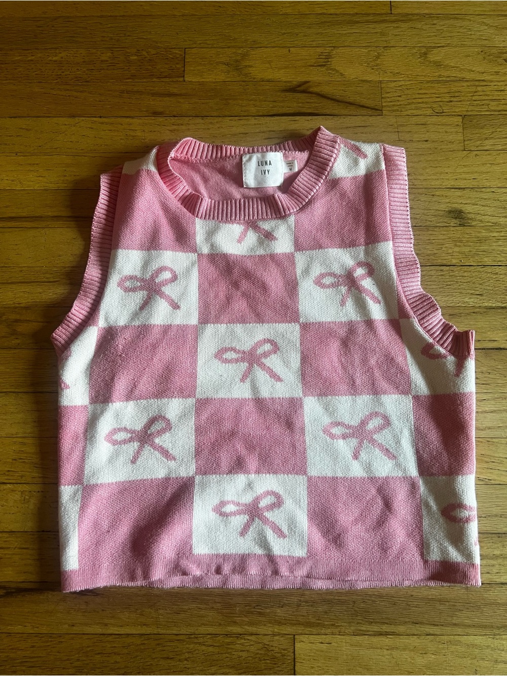 Luna Ivy Pink & White Checkerboard Bow Cropped Sweater Vest